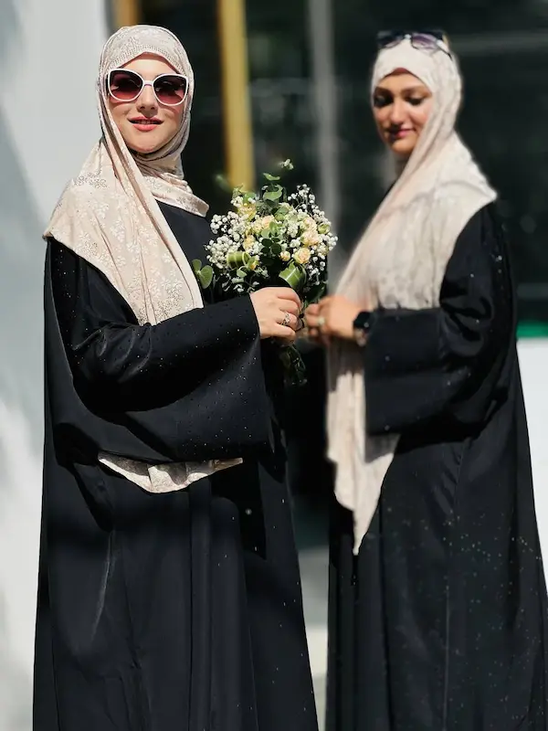 عبا نگین