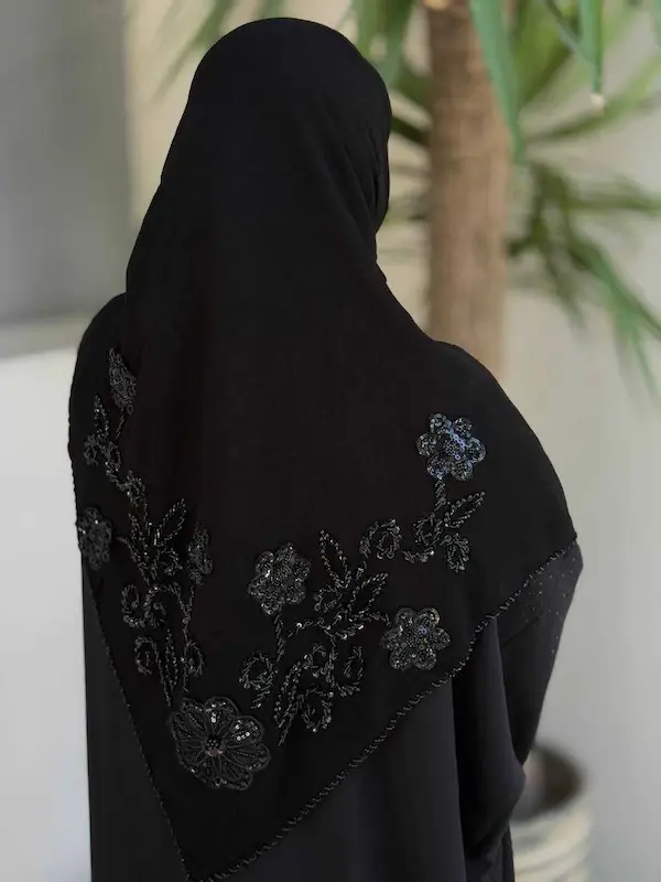 مشکی جواهر دوزی