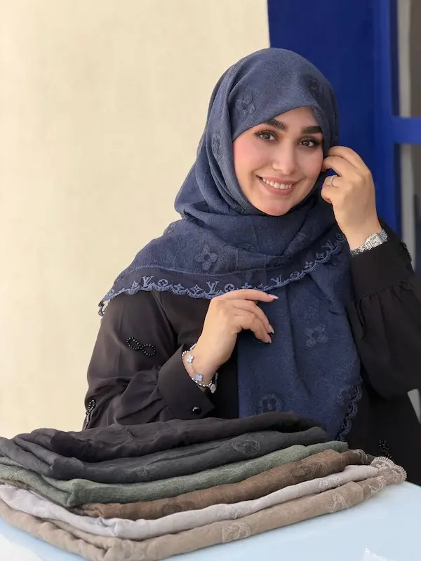 ال وی گلدوزی