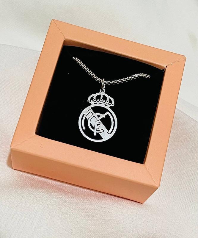 گردنبند فوتبالی رئال