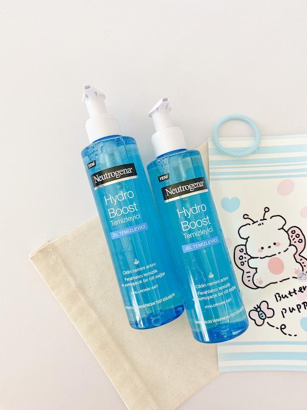 ژل شست و‌شو‌ hydro boost neutrogena 🌧️🦕