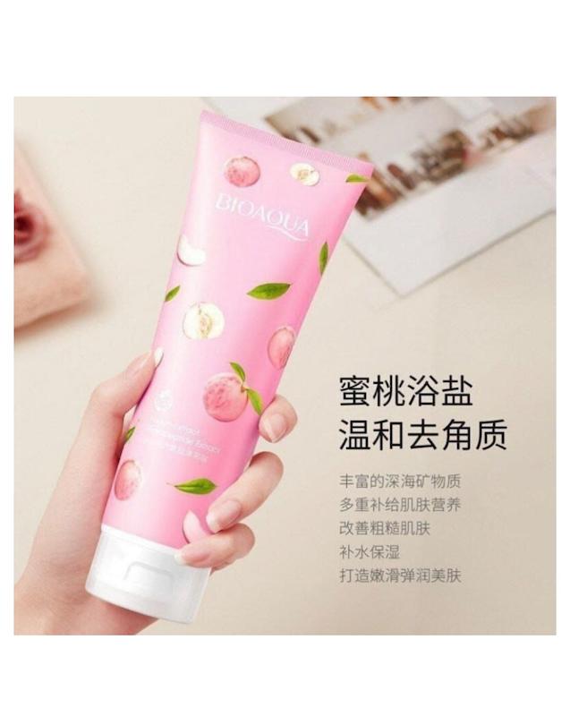نمک بدن هلو روشن کننده بدن BIOAQUA 🍑