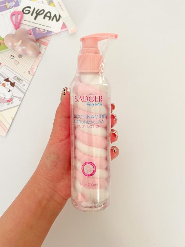 لوسیون بدن مارشملو sadoer 🍡