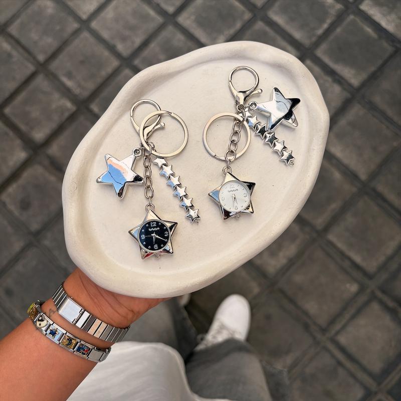 آویز ساعت ستاره‌ای✨
