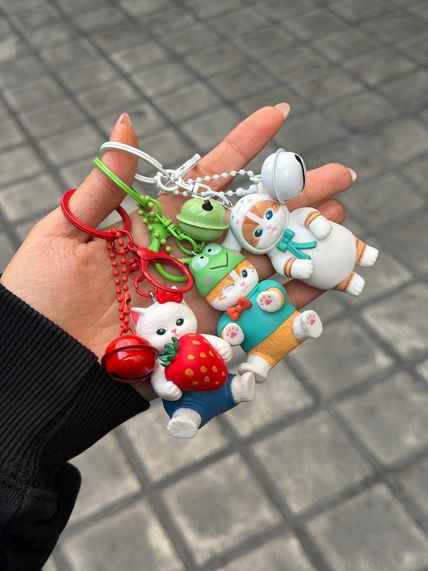 چارم گربه ای✨🐈