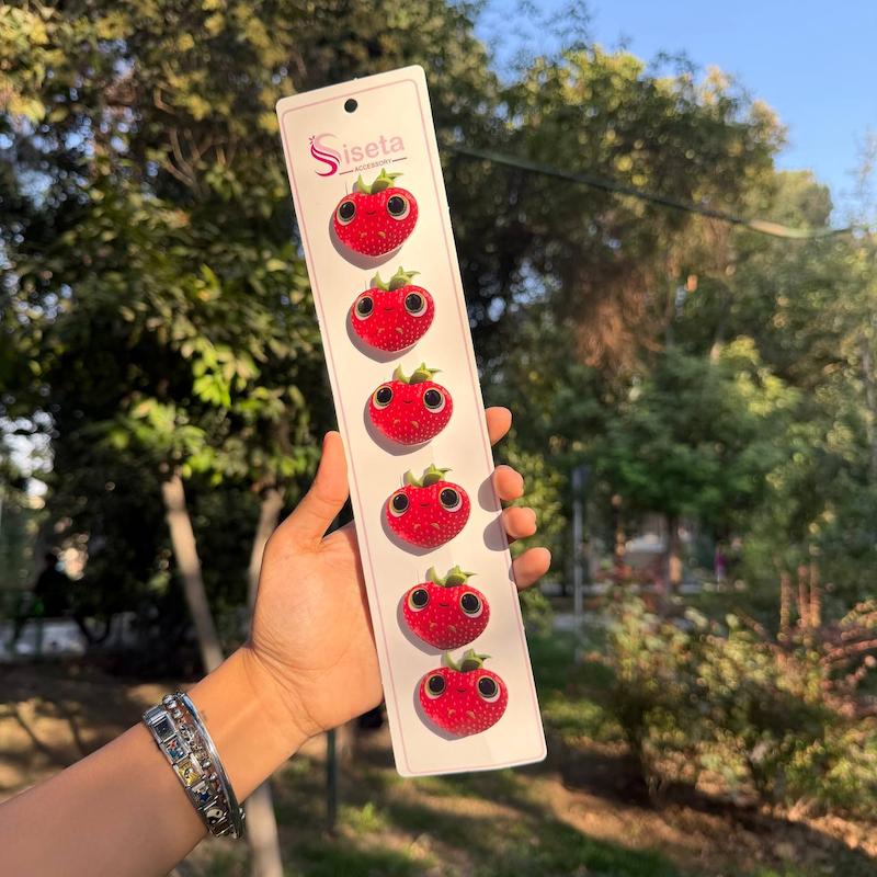 گیره استیکری فرنگیس🍓