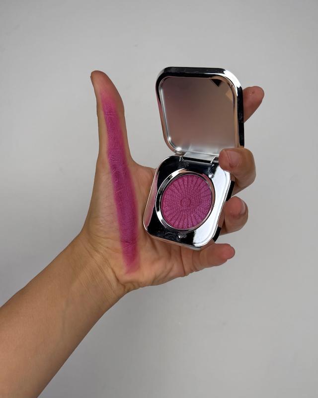 سایه متالیک Roseship