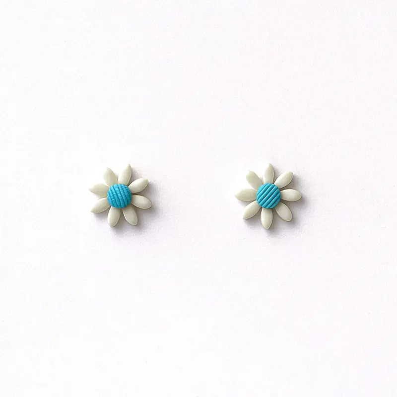 گوشواره شکوفه های بهاری کوچک