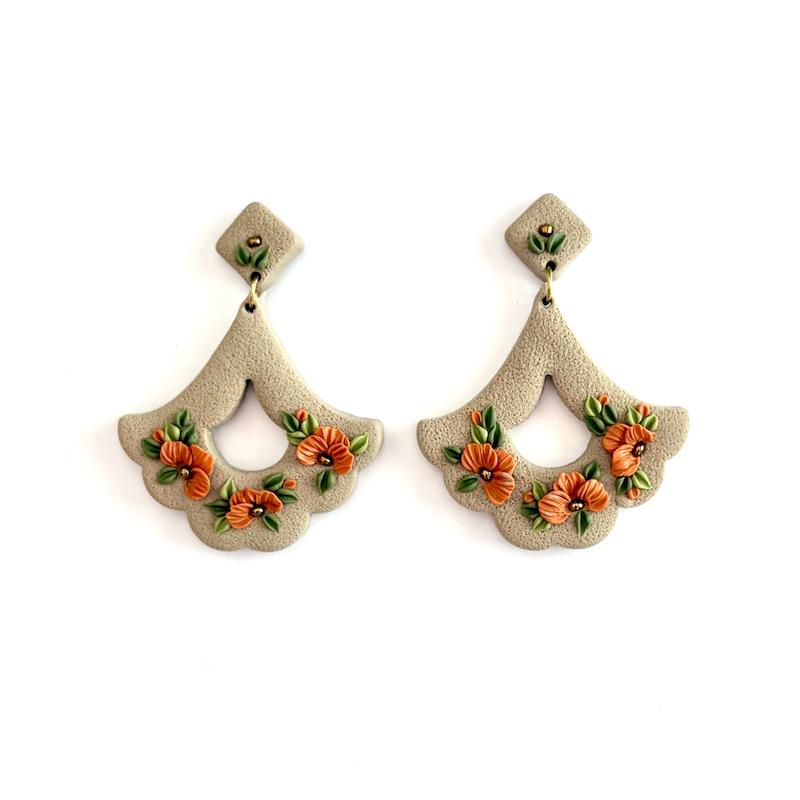 گوشواره سنگی