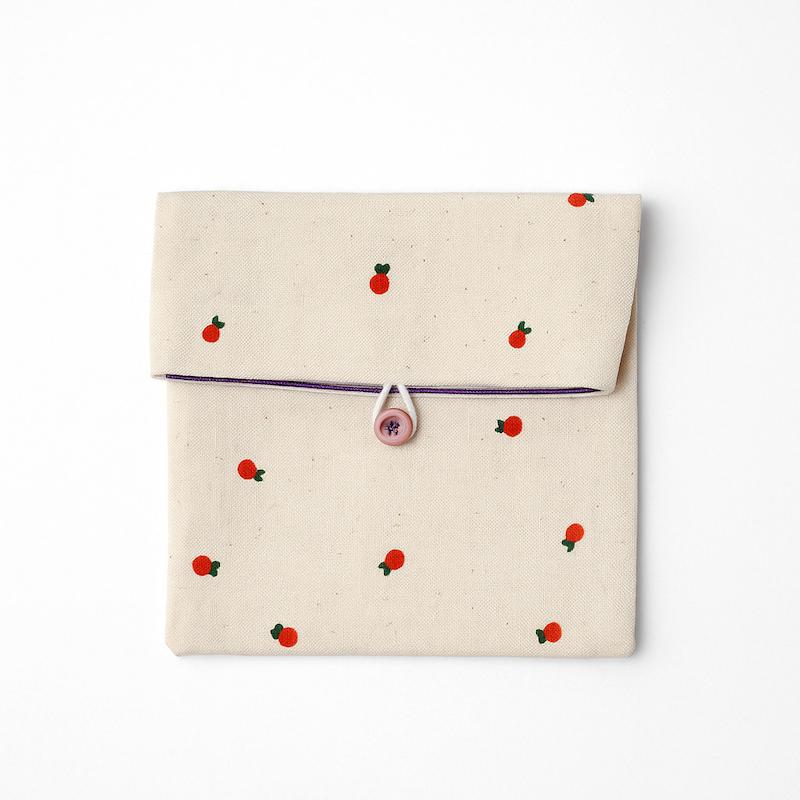 کیف پد بهداشتی پارچه‌ای قابل شست‌وشو