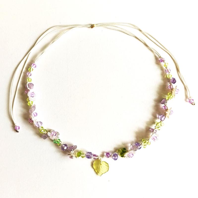 alt="گردنبند سنگ آمیتیست"