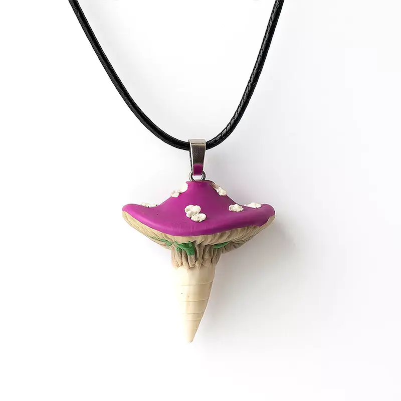 گردنبند قارچ و صدف