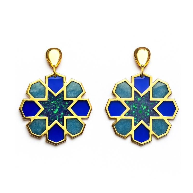 گوشواره رزینی دست‌ساز با یراق‌آلات استیل ضدحساسیت