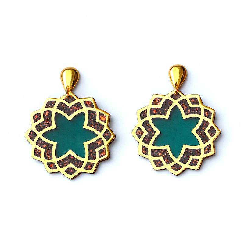 گوشواره رزینی دست‌ساز با یراق‌آلات استیل ضدحساسیت