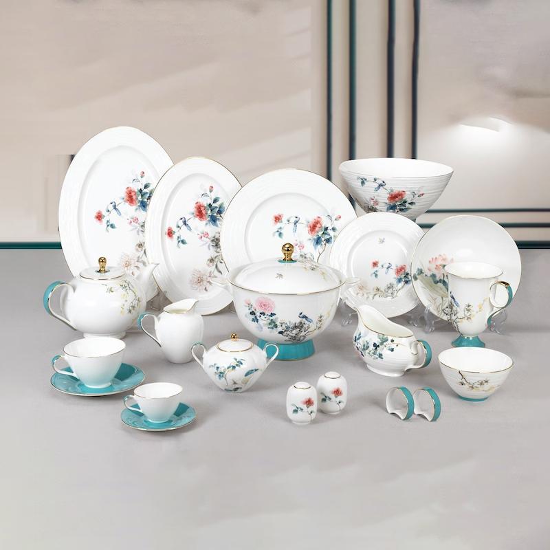 سرویس کامل 12 نفره 108 پارچه PERUGIO ( قبل از ثبت سفارش تماس بگیرید )