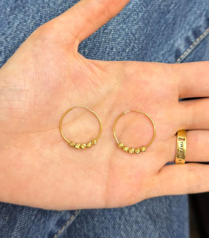 گوشواره زنانه طلا ۱۸ عیار گوشواره حلقه ای با گوی البرنادو قطر ۲ سانت گالری طلای فلور