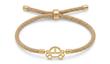 دستبند زنانه طلا ۱۸ عیار طرح ماشین کد SAF104 با بند رنگ کرم مدوپد