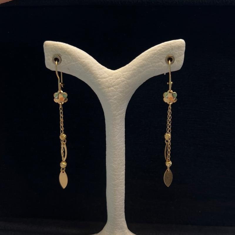 گوشواره زنانه طلا ۱۸ عیار آویزدار برگ گالری طلای ایرانه