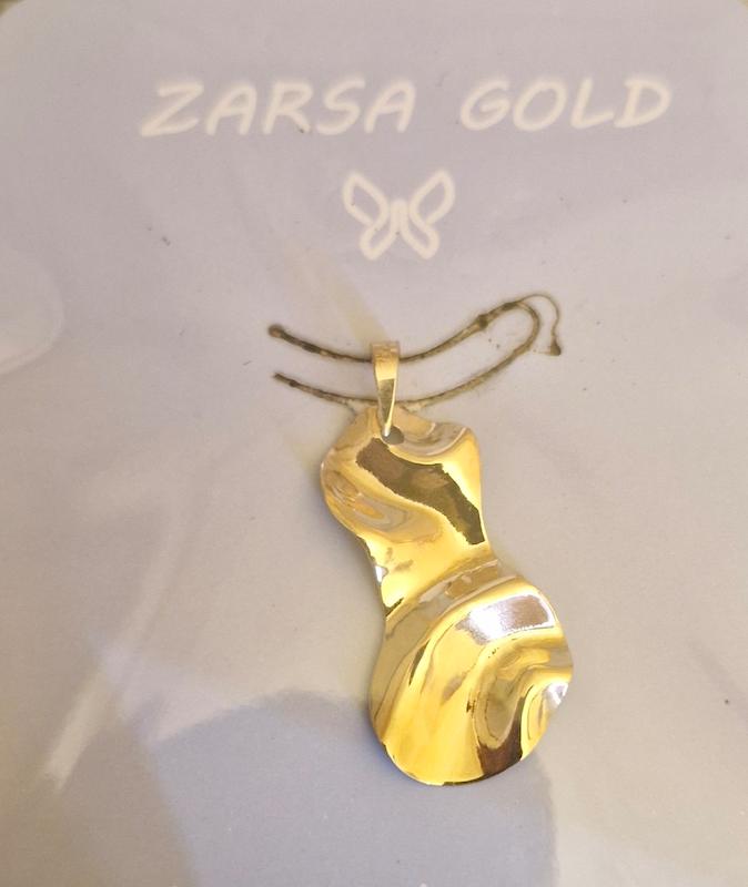 آویز زنانه طلا ۱۸ عیار خلیج گالری دباغ
