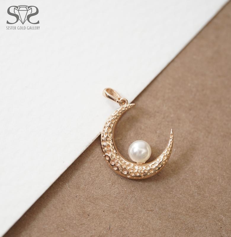 آویز زنانه طلا ۱۸ عیار پلاک طلا ماه و مروارید کد s-2180 گالری طلا سیستر