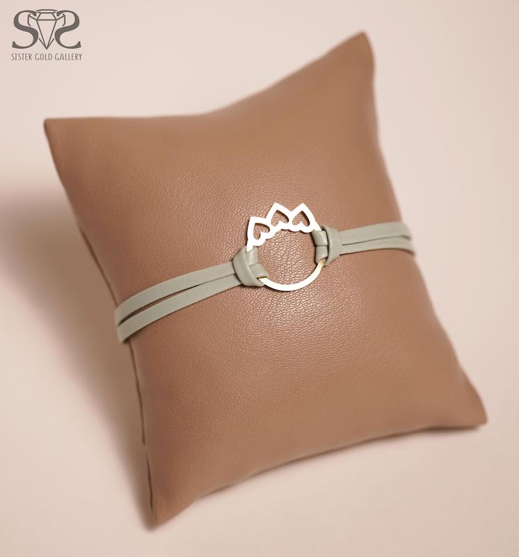 دستبند زنانه طلا ۱۸ عیار دستبند طلا چرم طرح 3 قلب کد s-521 گالری طلا سیستر