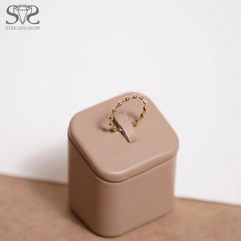 انگشتر زنانه طلا ۱۸ عیار انگشتر طلا طرح نقطه‌ای کد s-1122 گالری طلا سیستر