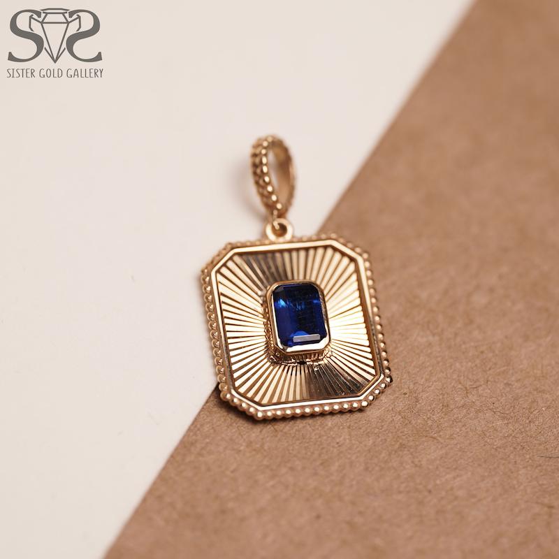 آویز زنانه طلا ۱۸ عیار پلاک طلا مربع نگین سرمه ای کد s-2270 گالری طلا سیستر