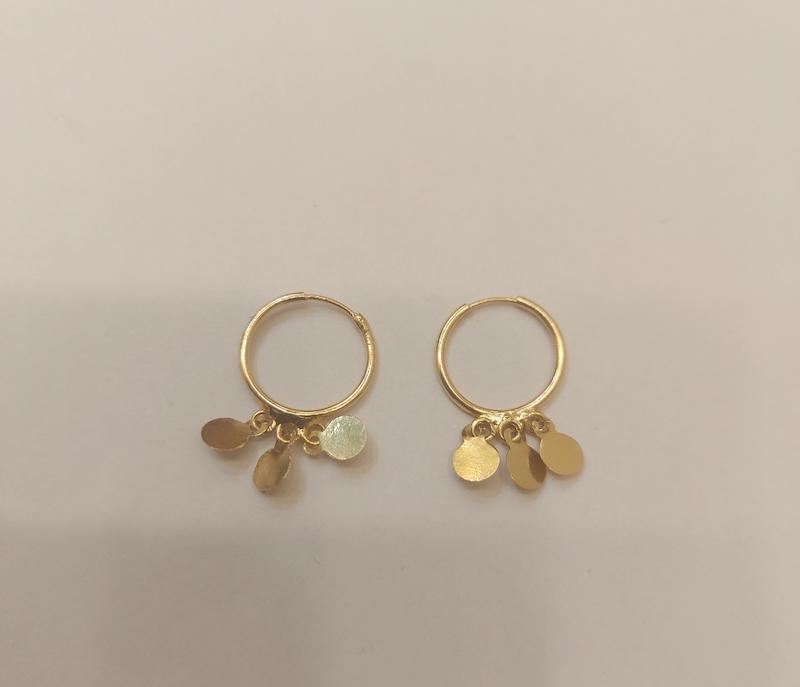 گوشواره زنانه طلا ۱۸ عیار D114 گوشواره حلقه ای پولکی آهوریس