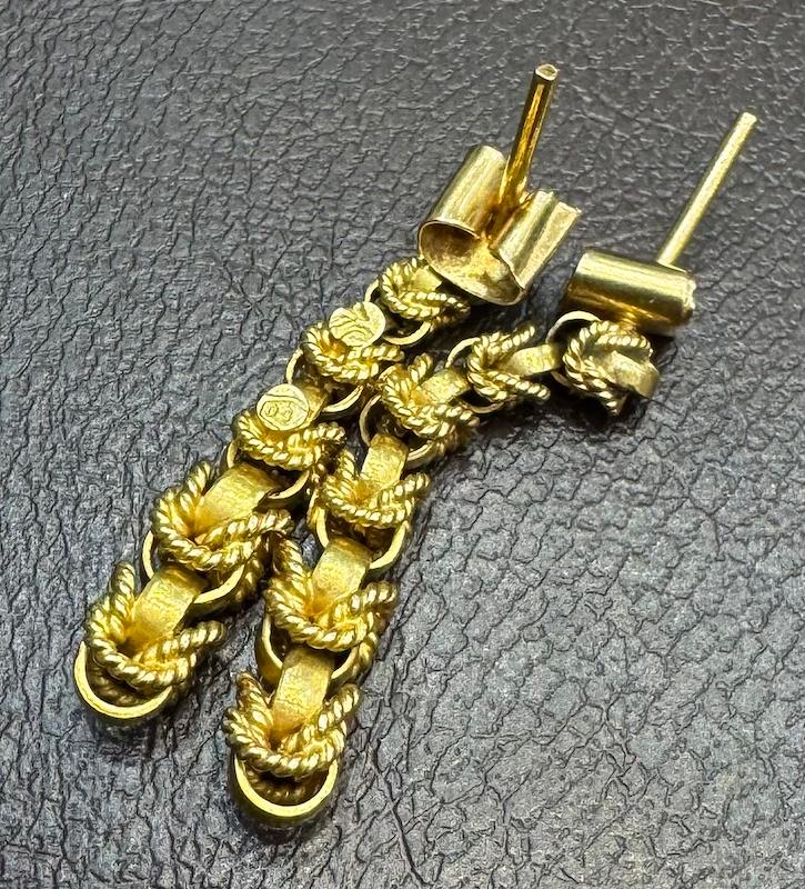 گوشواره طلا ۱۸ عیار زنجیری بافت گالری طلای آماندا