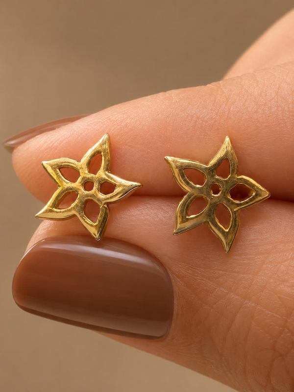 گوشواره زنانه طلا ۱۸ عیار گوشواره مینیمال ۱۴۰۴ گالری طیب