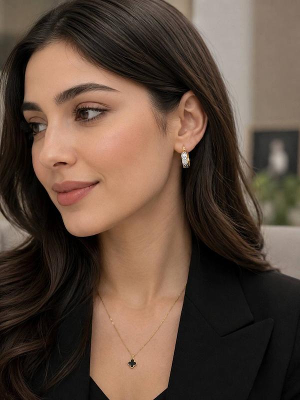 گردنبند زنانه طلا ۱۸ عیار ونکلیف مونا گلد