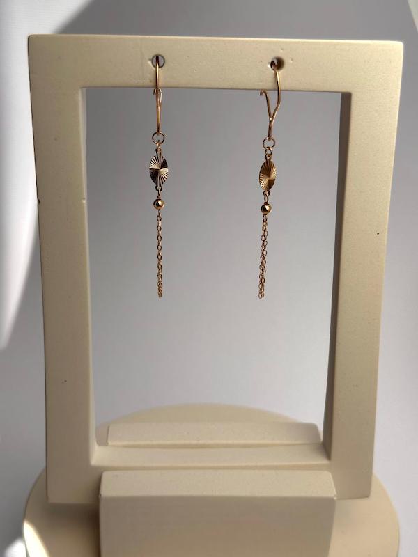 گوشواره زنانه طلا ۱۸ عیار گوشواره شرابه ای بیضی گالری طلا و سکه زراس