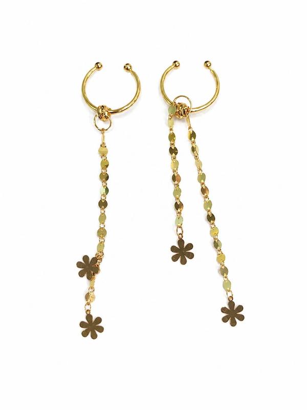 گوشواره زنانه طلا ۱۸ عیار گوشواره حلقه ای آویز گل لی لی گلد