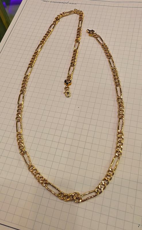 گردنبند مردانه طلا ۱۸ عیار گردنبندفیگارو لوکس با قفل طوطی بدون فنرو تخفیف ویژه گالری طلای عزیز