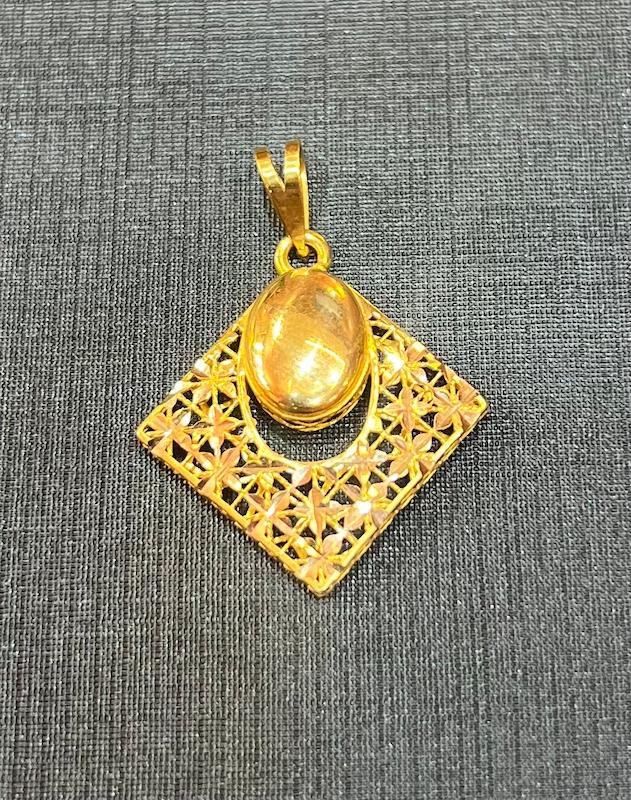 آویز طلا ۱۸ عیار آویز گالری طلای تاج