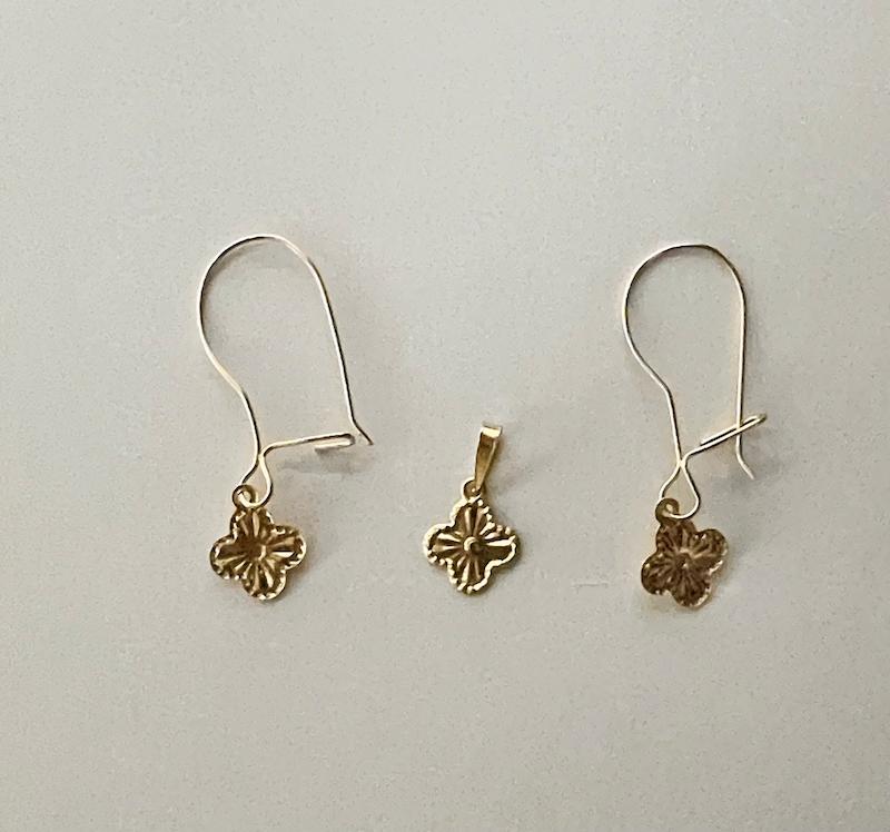 زنانه نیم ست طلا ۱۸ عیار نیمست ونکلیف flavira.jewelry