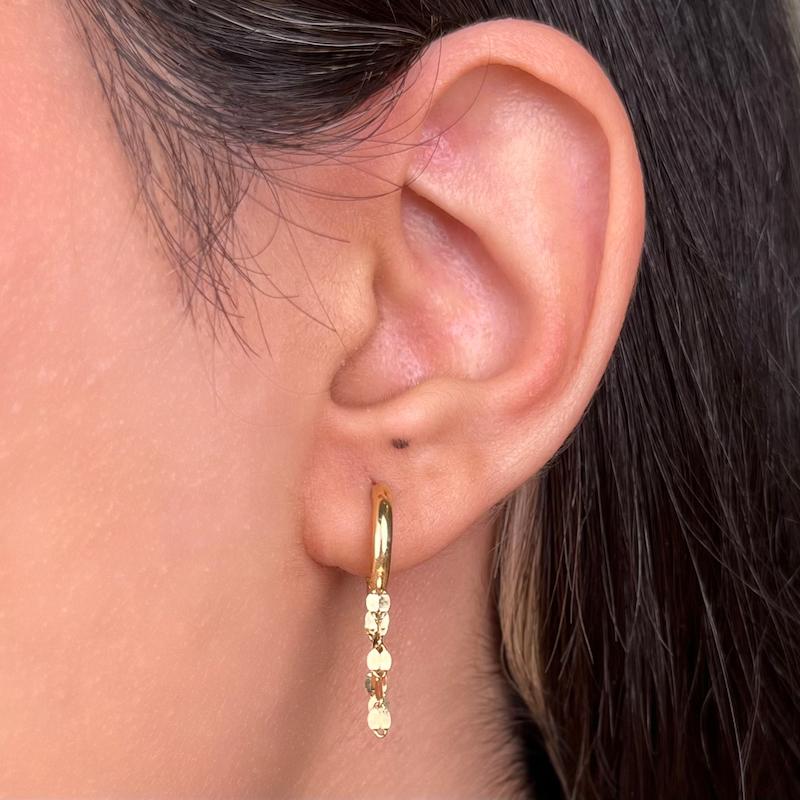 گوشواره طلا ۱۸ عیار تی تی کلیپسی پولکی حلقه ای مندی گلد