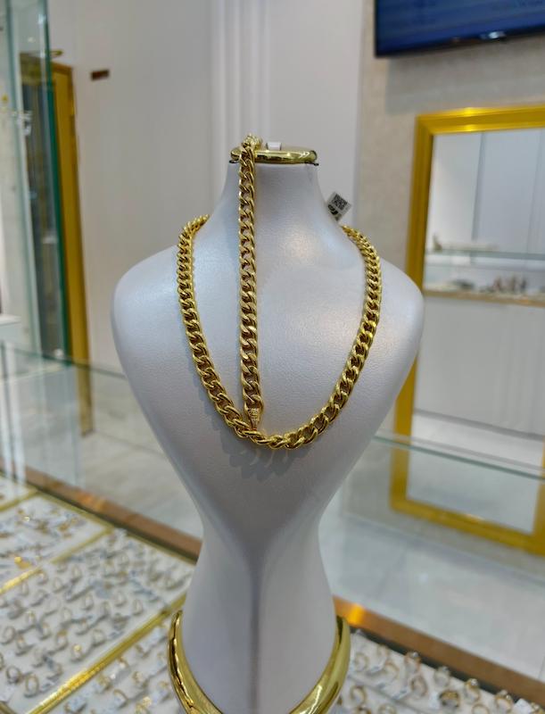 سرویس زنانه طلا ۱۸ عیار کارتیر جواهری دشتی