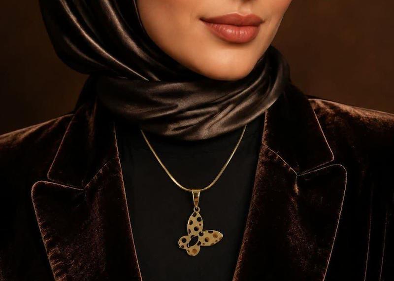 آویز زنانه طلا ۱۸ عیار مدال پروانه تراش گالری طلای حسینی کیا