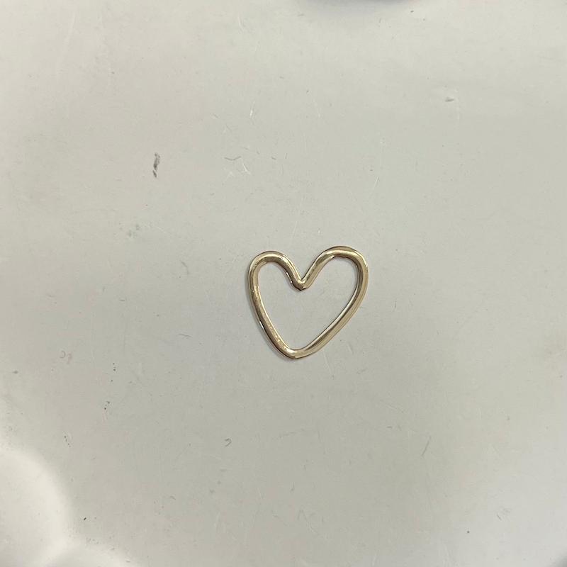 آویز طلا ۱۸ عیار اویز قلب گالری بابل طلا