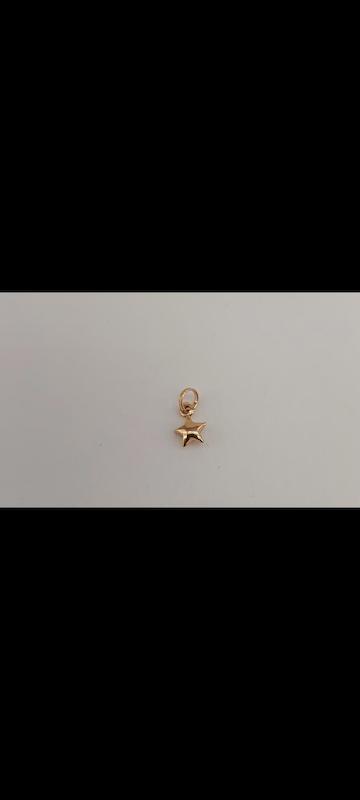 آویز زنانه طلا ۱۸ عیار پلاک ستاره فندق