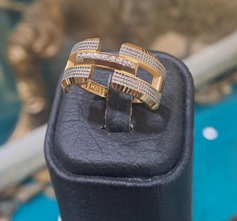 انگشتر مردانه طلا ۱۸ عیار تراش گالری نقشار