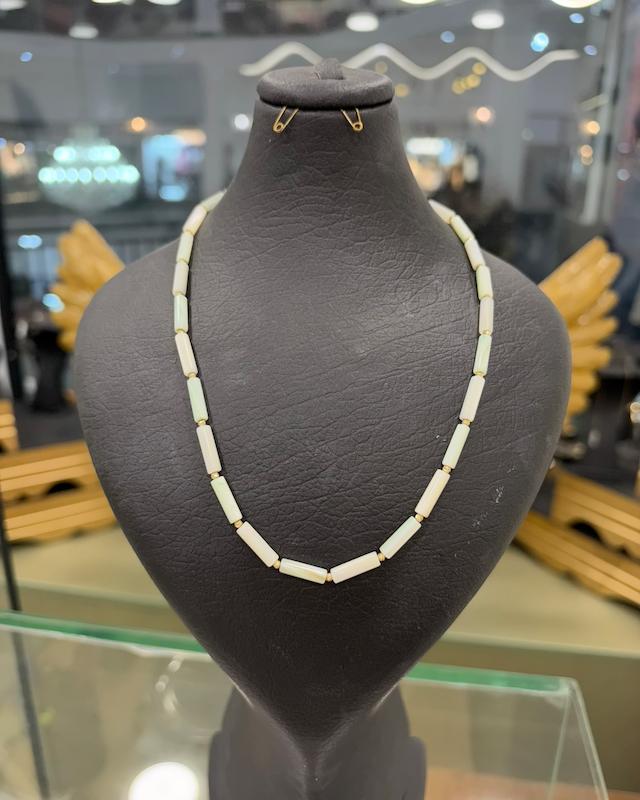گردنبند زنانه طلا ۱۸ عیار گردنبند صدف سبز استوانه ای گالری طلا میکال