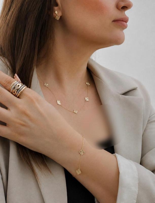 زنانه ست طلا ۱۸ عیار ست ونکلیف ۵گل گالری طلا میکال