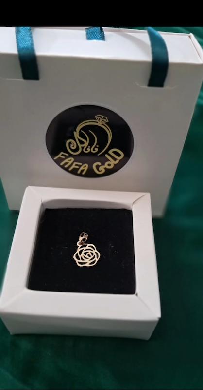 آویز زنانه طلا ۱۸ عیار پلاک آویز گل رز زیبا فافا گلد۱۲۱ فافاگلد121