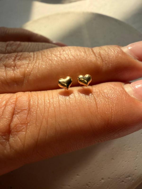 گوشواره زنانه طلا ۱۸ عیار گوشواره میخی قلب کوچک دامله Matows_gold_gallery2