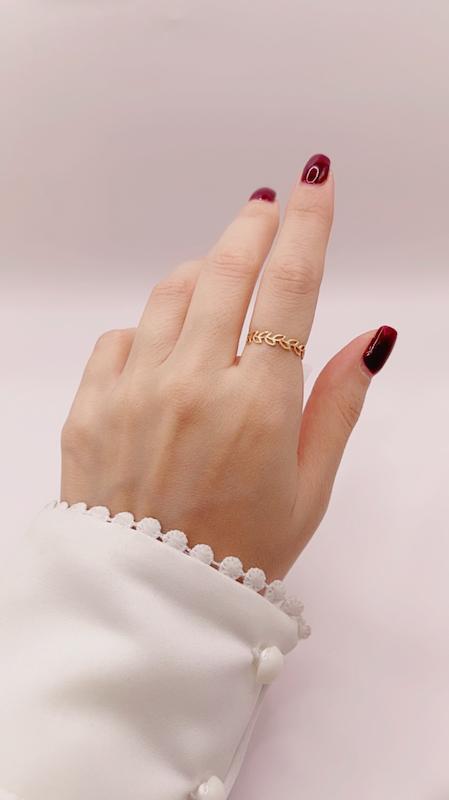 انگشتر زنانه طلا ۱۸ عیار انگشتر برگ زیتون گالری امانت Amanat fine jewellery