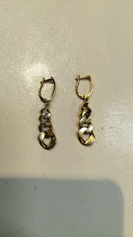 گوشواره طلا ۱۸ عیار گوشواره کارتیر آویزی شرکتی گالری طلای تدریسی