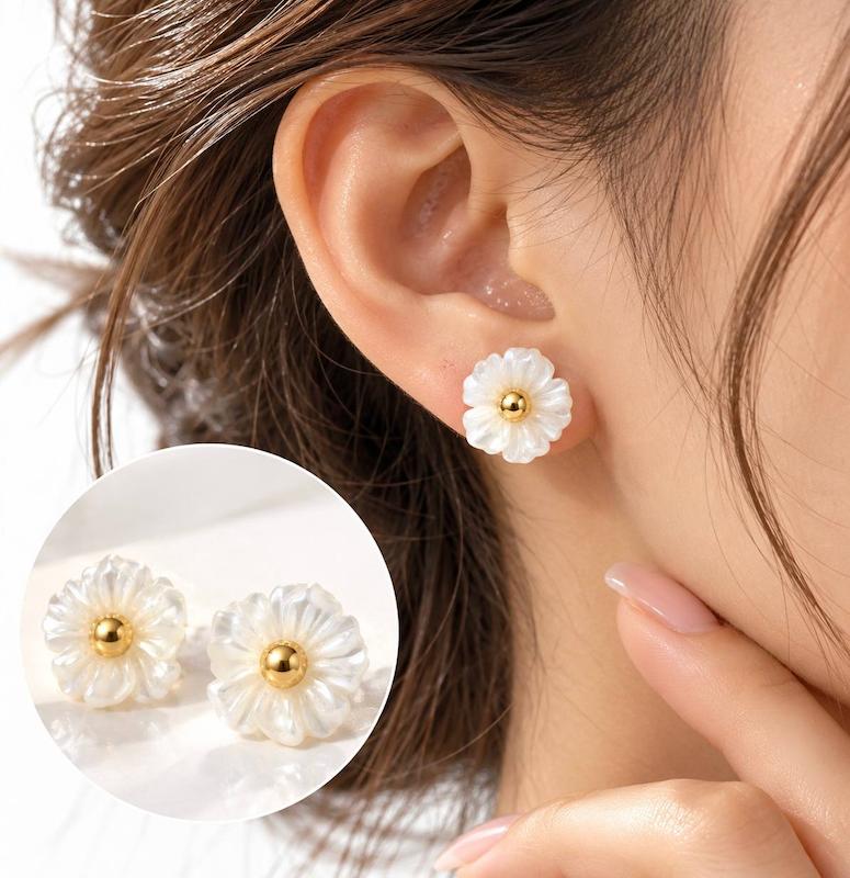 گوشواره زنانه طلا ۱۸ عیار گوشواره صدف و مروارید طرح گل سوپر ری گلد