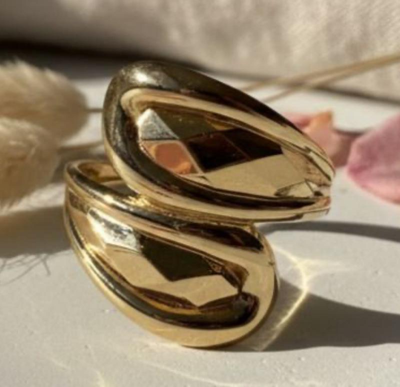 انگشتر طلا ۱۸ عیار انگشتر پیچش3 گالری بابل طلا
